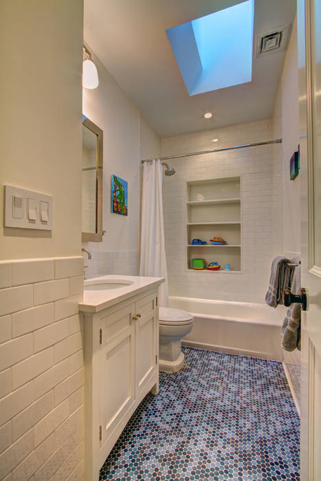 Park Slope Brownstone, Ben Herzog Architect Ben Herzog Architect Colonial style bathroom