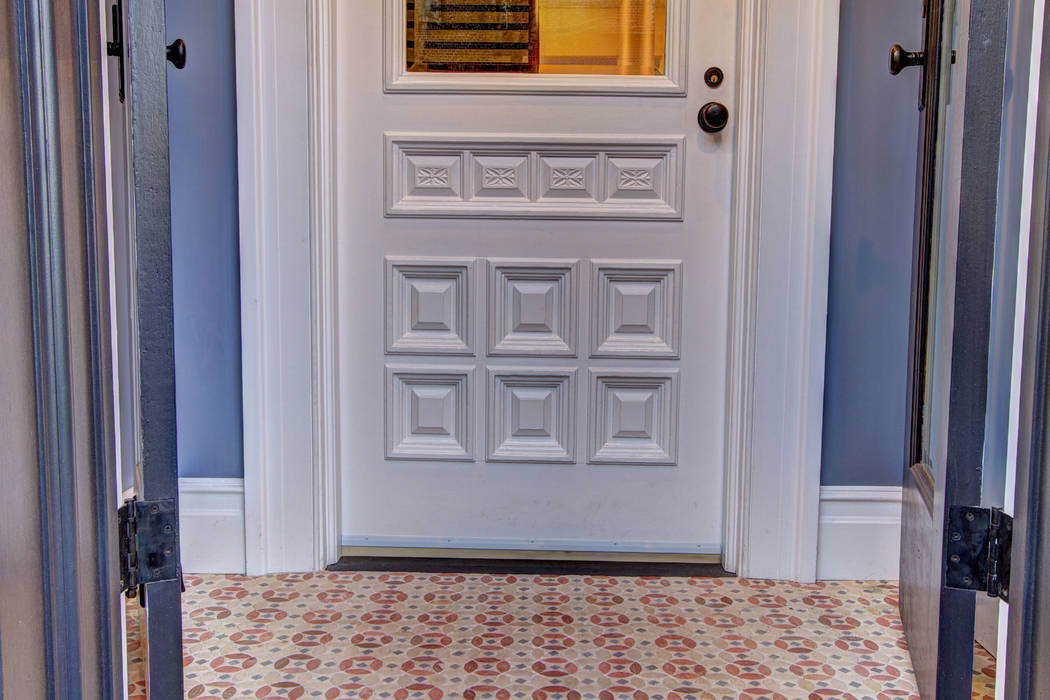 Park Slope Brownstone, Ben Herzog Architect Ben Herzog Architect Colonial style bathroom