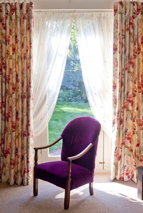 Dress Curtains and Voiles Grey Soft Furnishings 现代客厅設計點子、靈感 & 圖片 配件與裝飾品