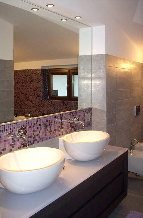 Il colore: bagno in stile di eleonora pozzi arch studio ...