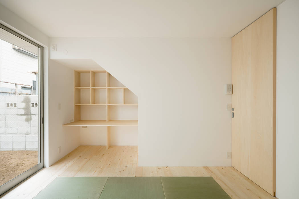 １階 寝室 井戸健治建築研究所 / Ido, Kenji Architectural Studio 北欧スタイルの 寝室