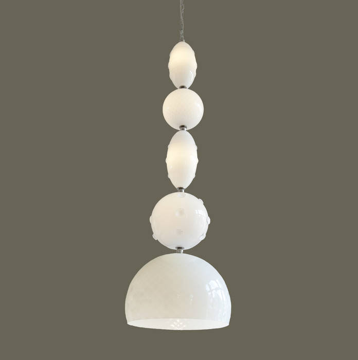 Muurbloem Design Studio Chandelier of Beads homify Moderne woonkamers Verlichting