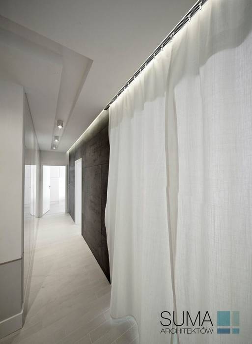 WHITE ONE SUMA Architektów Minimalistyczny korytarz, przedpokój i schody
