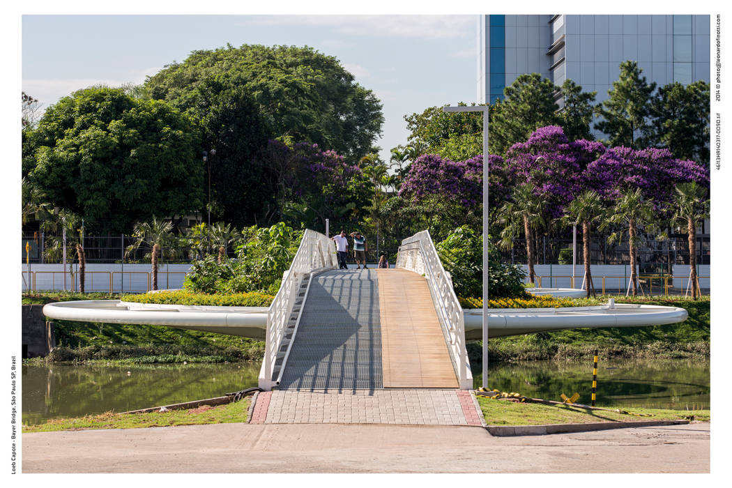 Ponte Friedrich Bayer - Ponte Móvel sobre o Canal Guarapiranga, LoebCapote Arquitetura e Urbanismo LoebCapote Arquitetura e Urbanismo Espaços comerciais Espaços comerciais