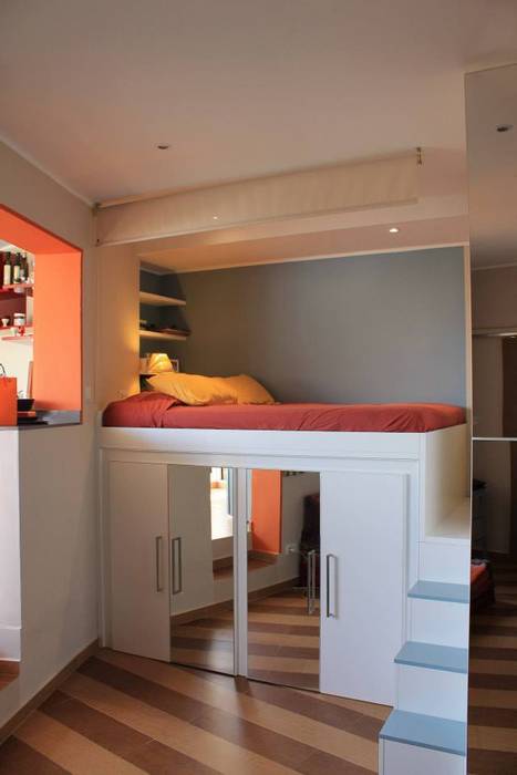 Mini alloggio in Barcellona, UAU un'architettura unica UAU un'architettura unica Modern Bedroom