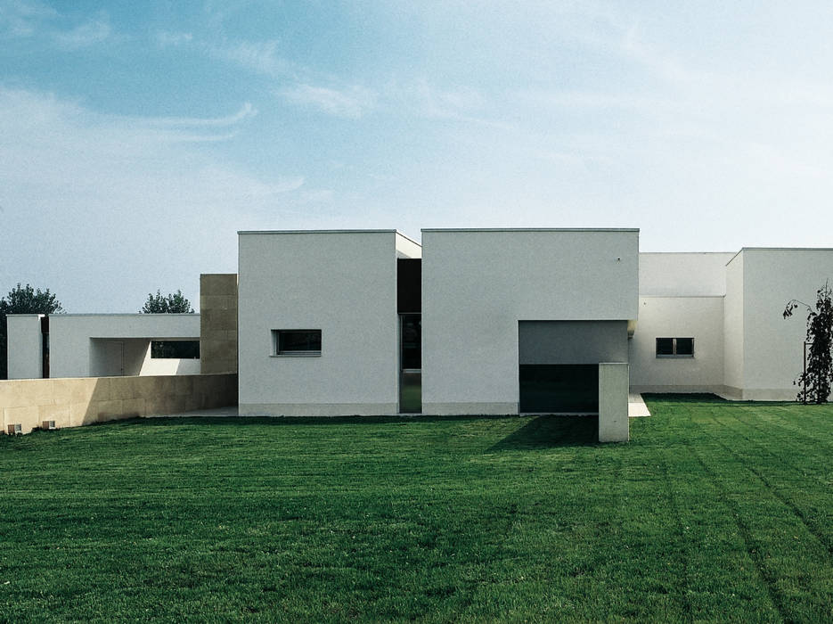 Casa B. / Suzzara, Mantova, STUDIO LONGHEU STUDIO LONGHEU 미니멀리스트 주택