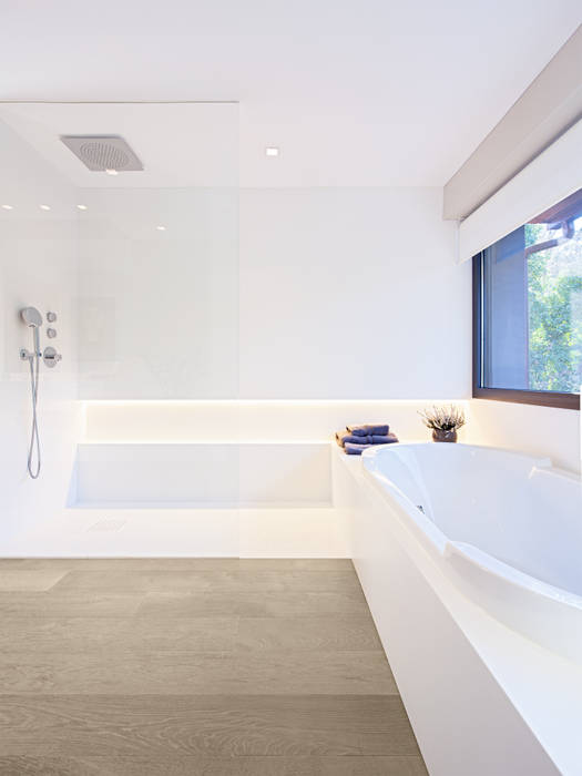 TARIMA DE ROBLE STORM - MADRID, Tarimas de Autor Tarimas de Autor Modern style bathrooms