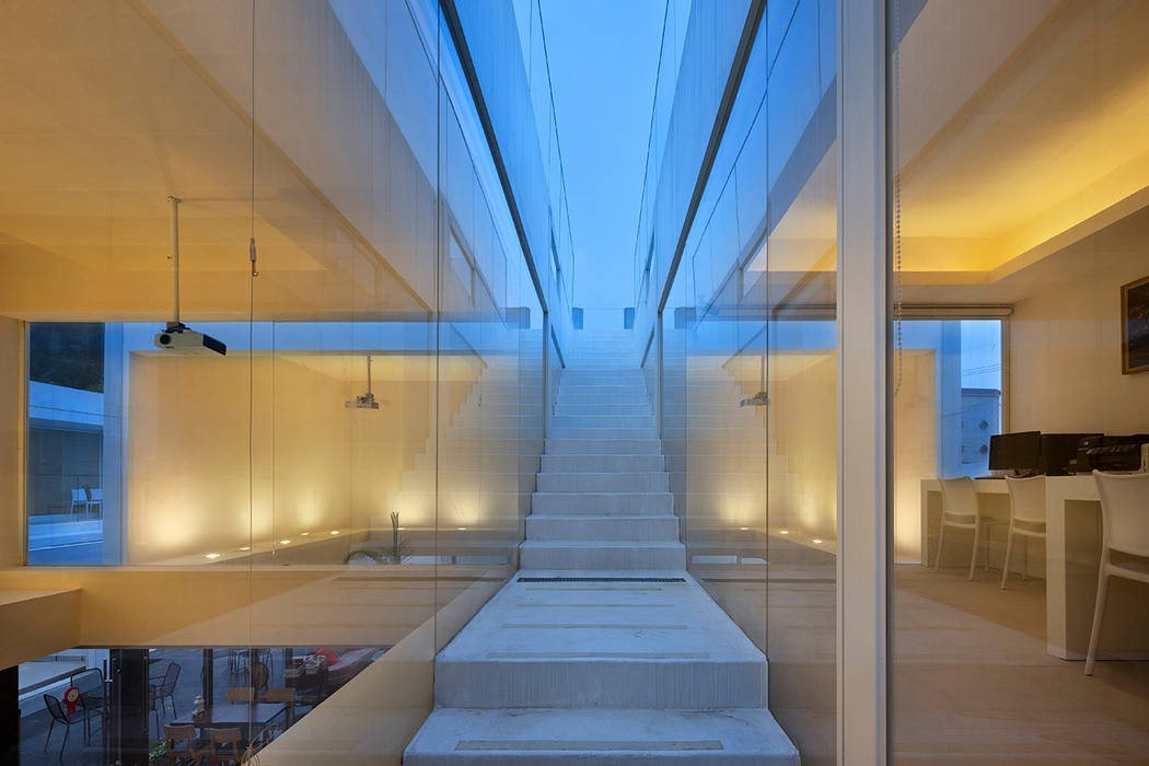 Mug Hakdong, hyunjoonyoo architects hyunjoonyoo architects Modern corridor, hallway & stairs