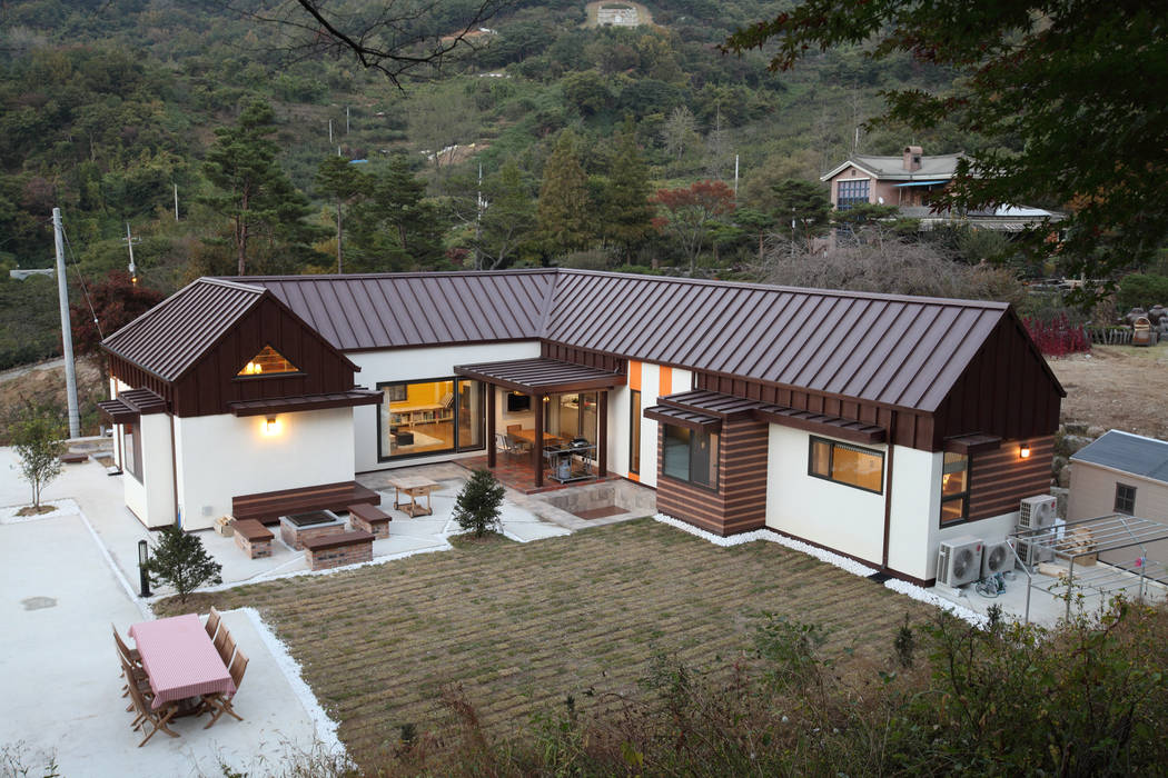 매일매일이 캠핑같은 전남 광양주택, 주택설계전문 디자인그룹 홈스타일토토 주택설계전문 디자인그룹 홈스타일토토 現代房屋設計點子、靈感 & 圖片