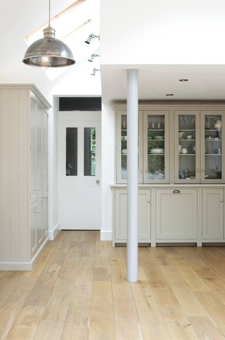 The Kew Shaker Kitchen by deVOL deVOL Kitchens Scandinavian style kitchen