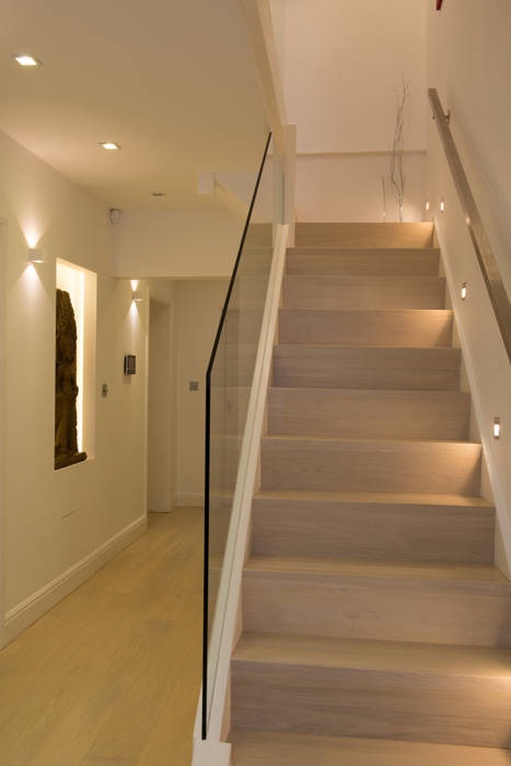 Staircase DDWH Architects Corredores, halls e escadas minimalistas