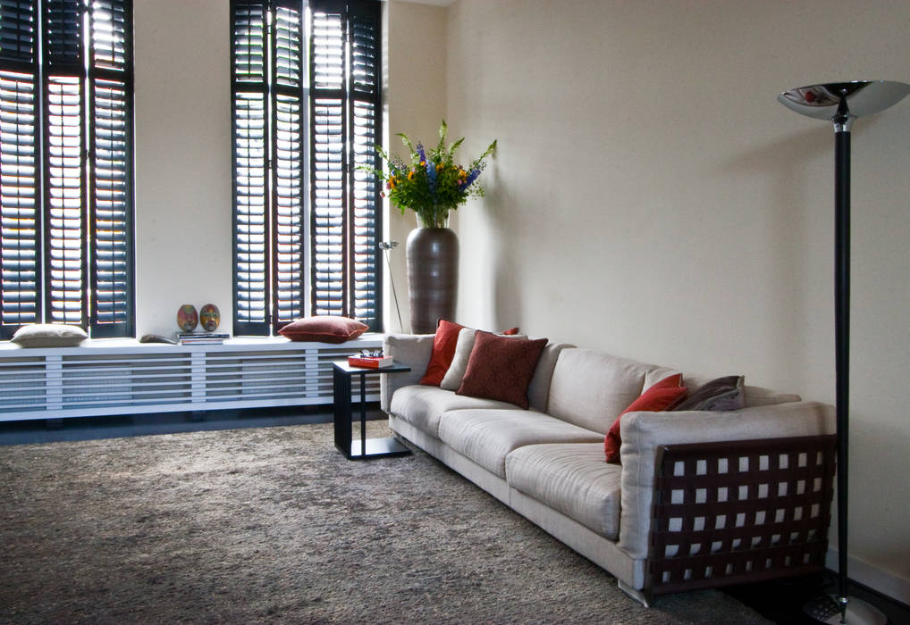 Maisonnette, Breda, HET LINDEHUYS interieurvormgeving HET LINDEHUYS interieurvormgeving Eclectic style living room Sofas & armchairs