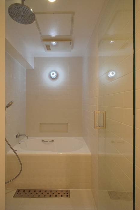 ステージのある家 すくすくリノベーション vol.4, 株式会社エキップ 株式会社エキップ Eclectic style bathroom