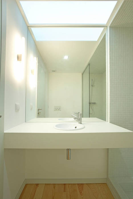 Casa em S. Salvador, m2.senos m2.senos Classic style bathroom
