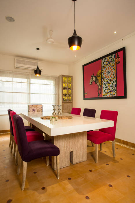 House in Pune, The Orange Lane The Orange Lane Eclectic style dining room