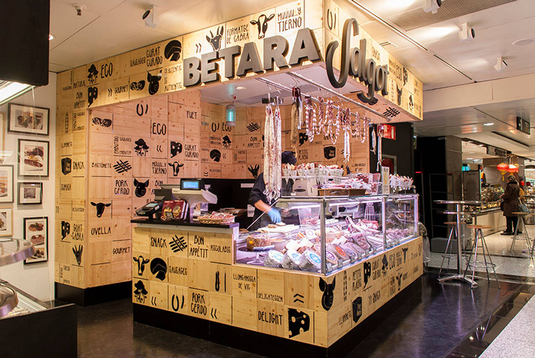 Tienda de embutidos Salgot y quesos Betara en El Corte Inglés de Plaza Catalunya, Barcelona., Trestrastos Trestrastos Espacios comerciales Locales gastronómicos