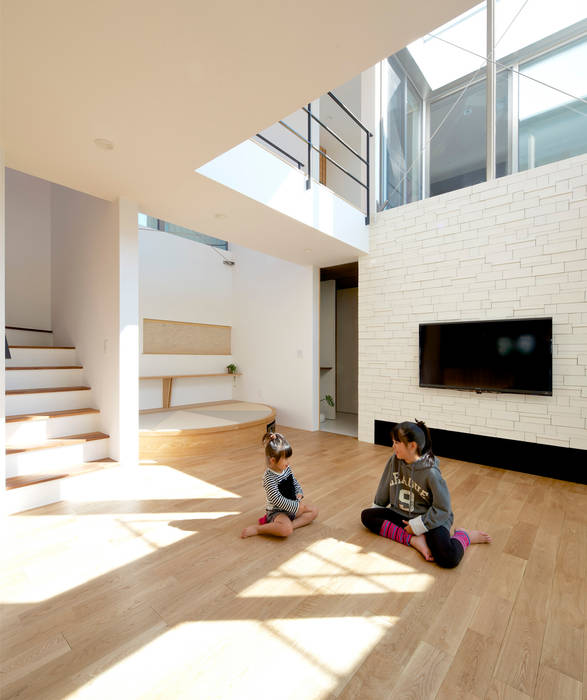 江南の家, H建築スタジオ H建築スタジオ Modern living room