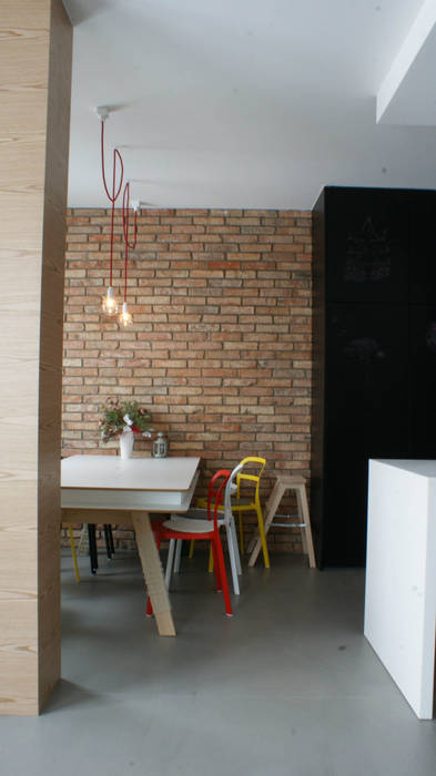 LOFT W WIALANOWIE, t design t design Industrial style dining room