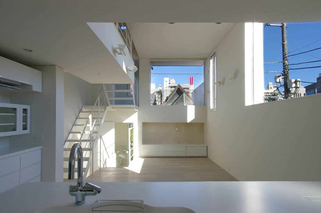 House I, 森吉直剛アトリエ/MORIYOSHI NAOTAKE ATELIER ARCHITECTS 森吉直剛アトリエ/MORIYOSHI NAOTAKE ATELIER ARCHITECTS Living room