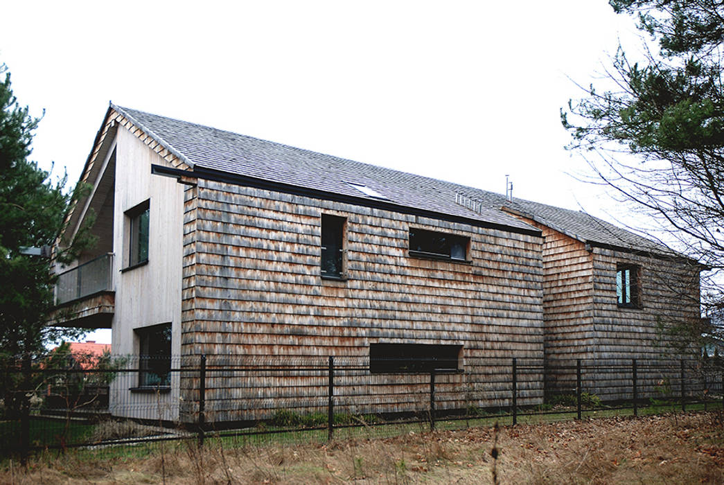 DOM W LIPKOWIE, SDA - SZCZEŚNIAK DENIER ARCHITEKCI SDA - SZCZEŚNIAK DENIER ARCHITEKCI Casas minimalistas