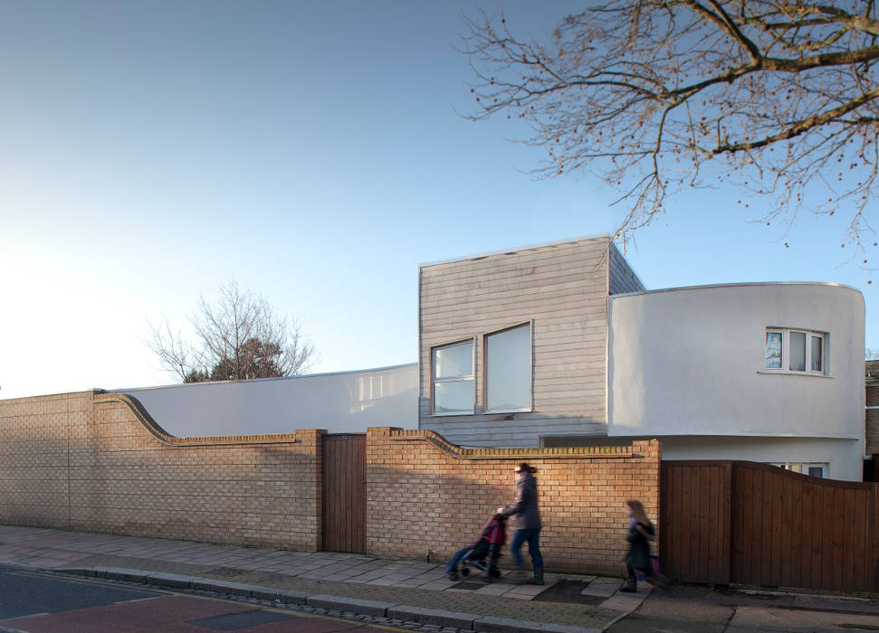 The Camberwell Curve, Nic Antony Architects Ltd Nic Antony Architects Ltd Casas modernas