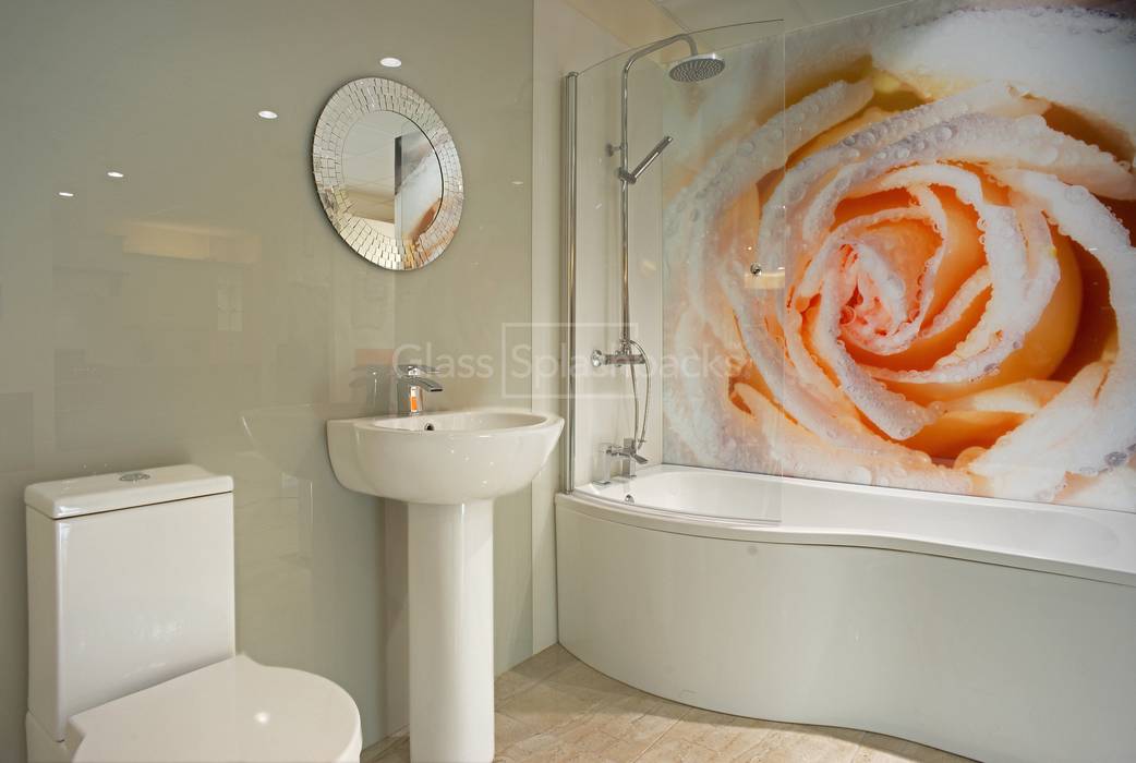 Stunning Photographic Rose Glass Bathroom Splashback DIYSPLASHBACKS Bagno in stile classico