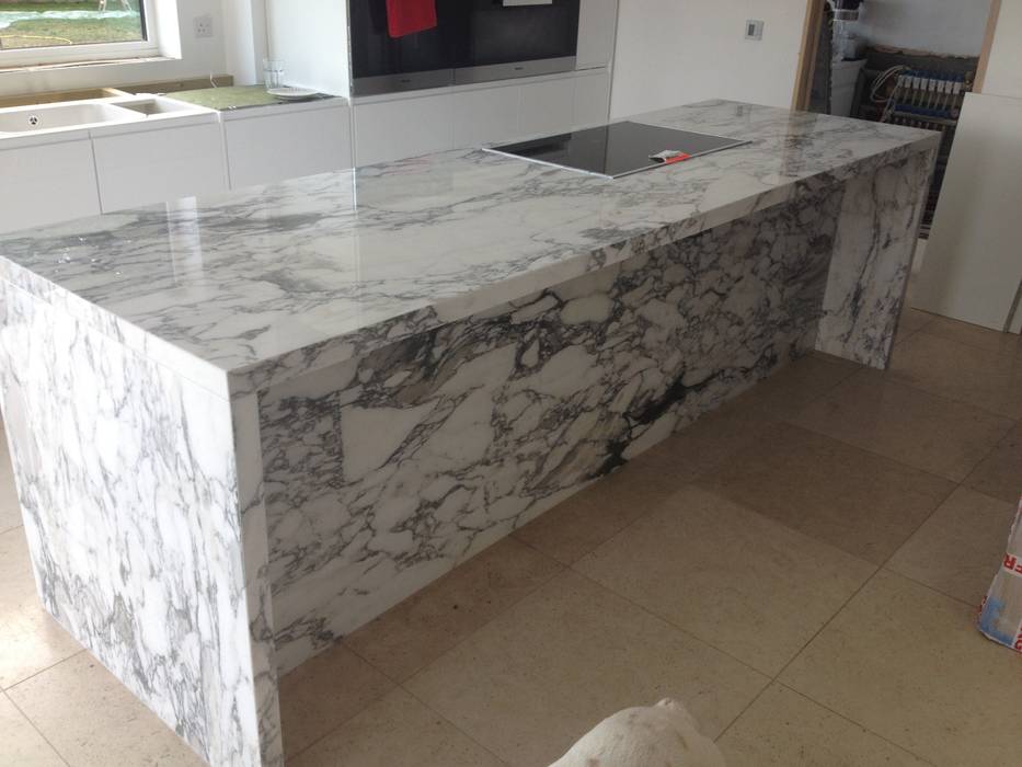 Arabescato marble island marbles ltd modern kitchen | homify