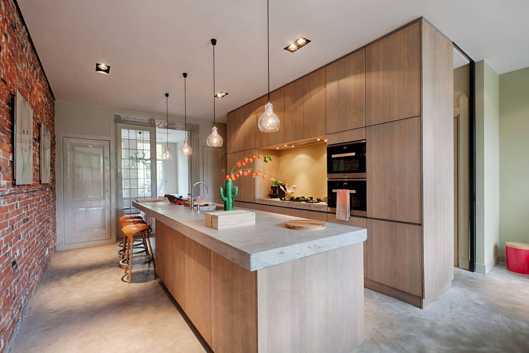 homify Modern kitchen