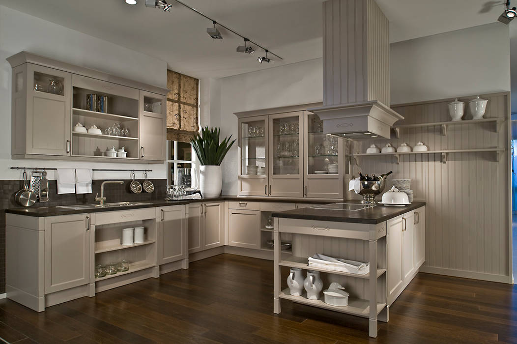 Cashmere painted wood kitchen LWK London Kitchens Cocinas de estilo rural