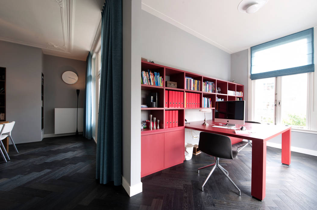 homify Modern Study Room and Home Office