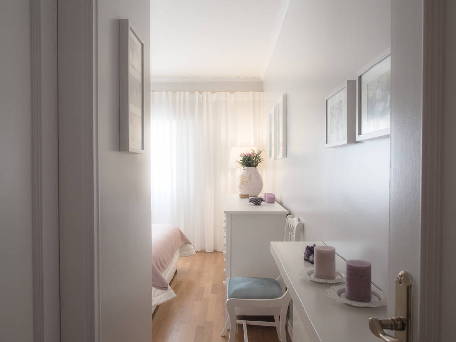 AS Apartment - Sintra, MUDA Home Design MUDA Home Design غرفة نوم