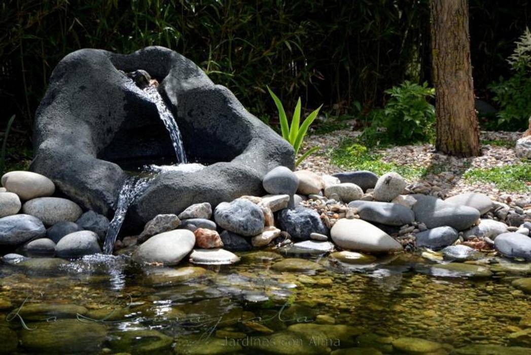 Jardin del estanque, La Paisajista - Jardines con Alma La Paisajista - Jardines con Alma Jardines mediterráneos Accesorios y decoración