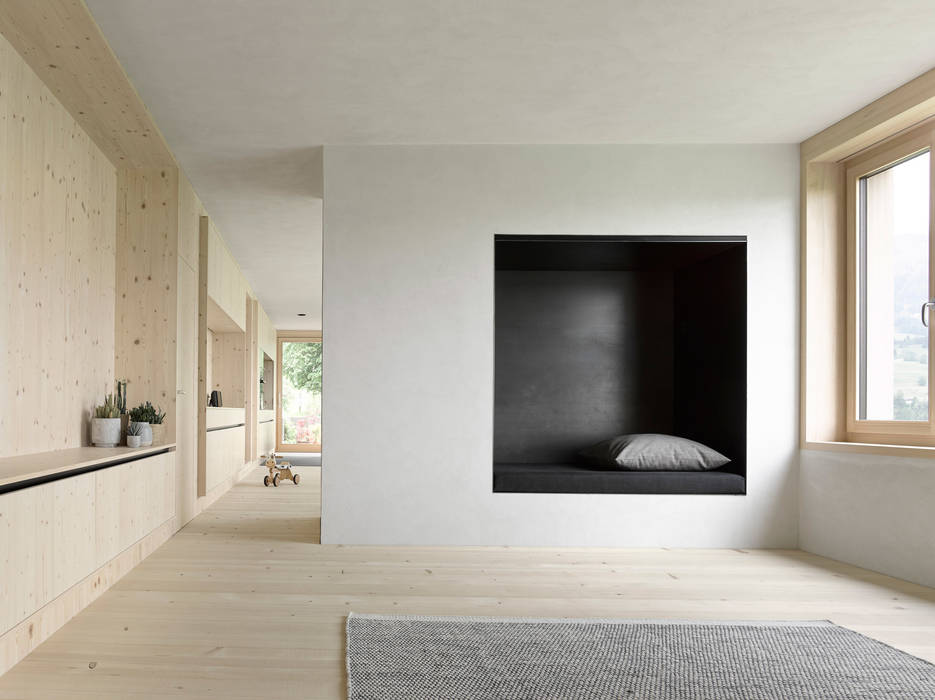 Haus für Julia und Björn, Innauer-Matt Architekten ZT GmbH Innauer-Matt Architekten ZT GmbH 모던스타일 거실