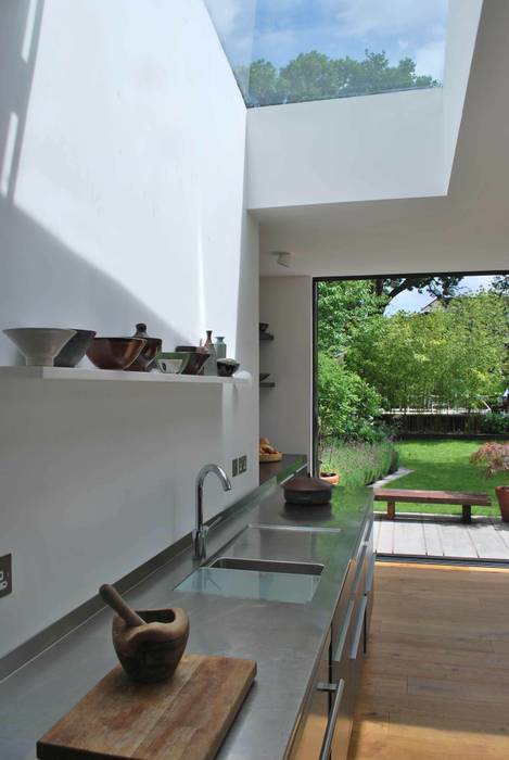 Suburban House Extension North London, Caseyfierro Architects Caseyfierro Architects Kitchen