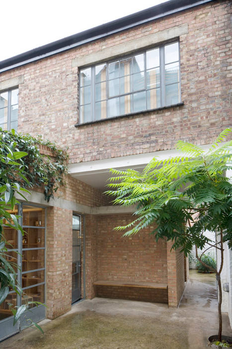 Jasper Morrison Design Office and Studio - London, Caseyfierro Architects Caseyfierro Architects Modern balcony, veranda & terrace