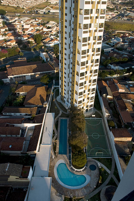 Jabuticabeiras Building, ARQdonini Arquitetos Associados ARQdonini Arquitetos Associados Jardins modernos