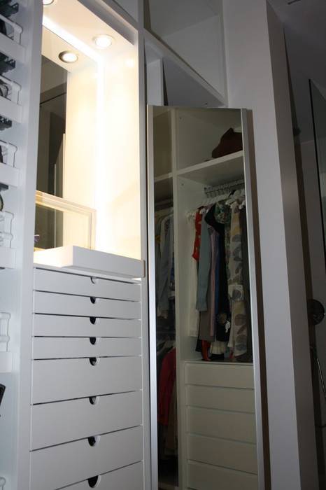 espejo oculto. extraíble y giratorio. de mudeyba s.l. moderno | homify