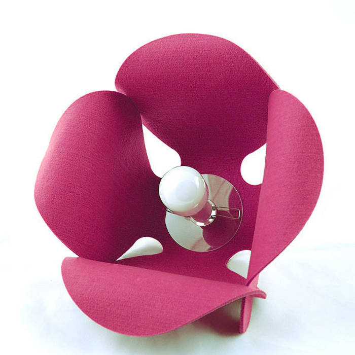 Convallaria Lamp, Pink Pug Design Pink Pug Design Minimalistyczna sypialnia