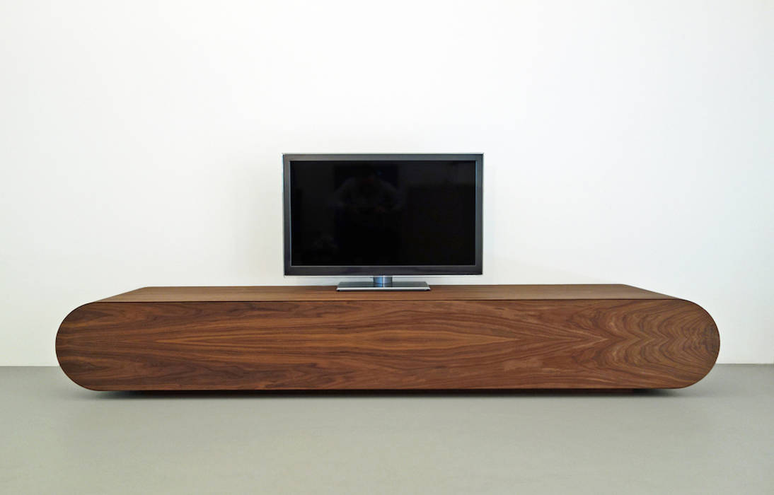 TV meubel Pure - notenhout RKNL Minimalistische woonkamers TV- & mediameubels