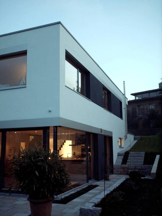 Wohnhaus G2, w3-architekten Gerhard Lallinger w3-architekten Gerhard Lallinger Moderne huizen