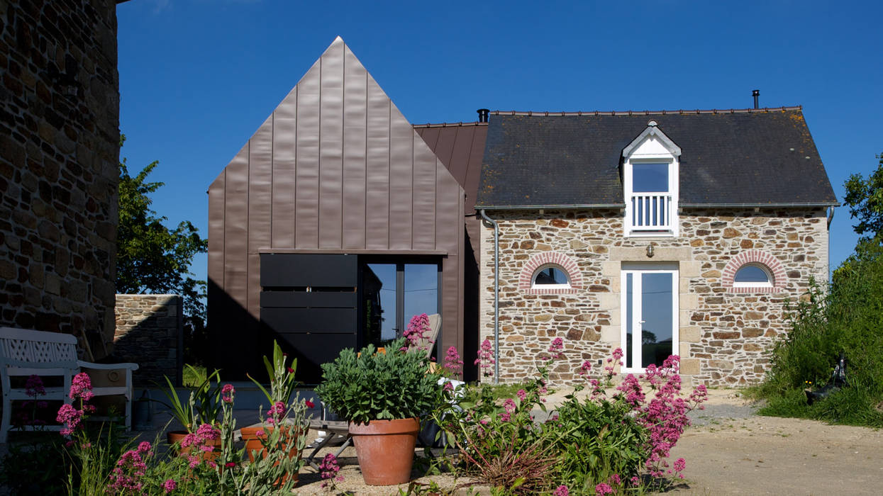 Le Bourg Neuf, ng-a ng-a Modern houses