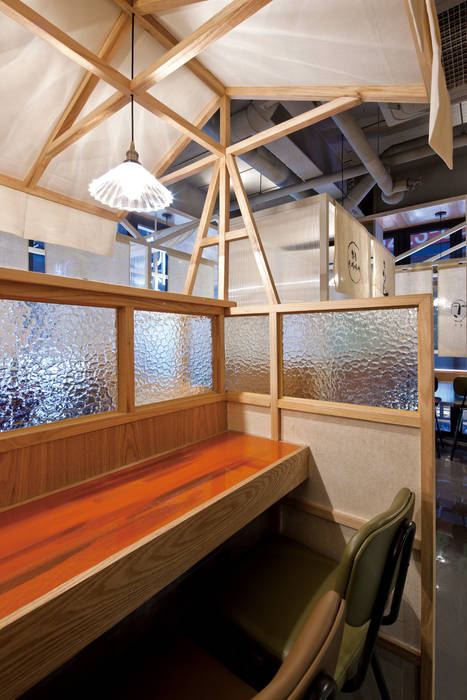 CHEONG CHUN IZAKAYA, FRIENDS DESIGN FRIENDS DESIGN Комерційні приміщення Комерційні простори