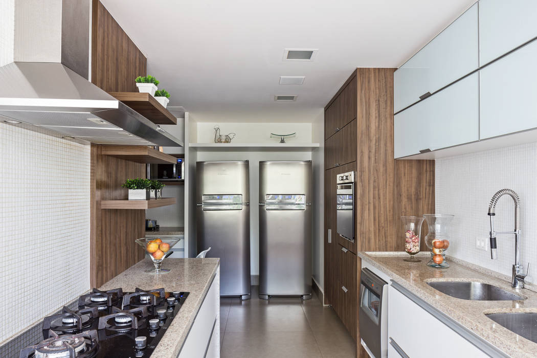 homify Modern style kitchen