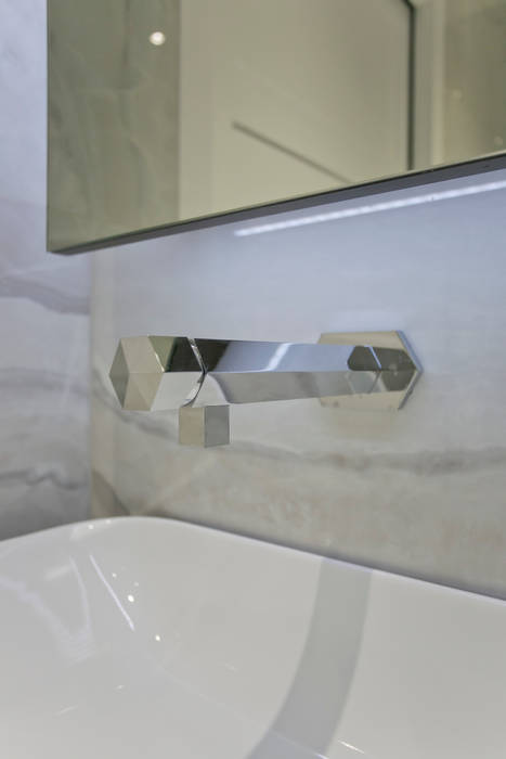 Bathroom Temza design and build Modern bathroom Sinks