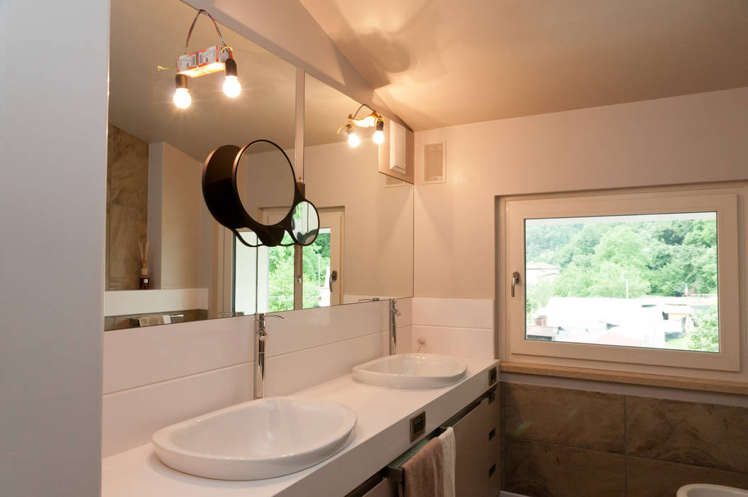 Casa_Clima_Valdagno, Studiogkappa Studiogkappa Modern Bathroom