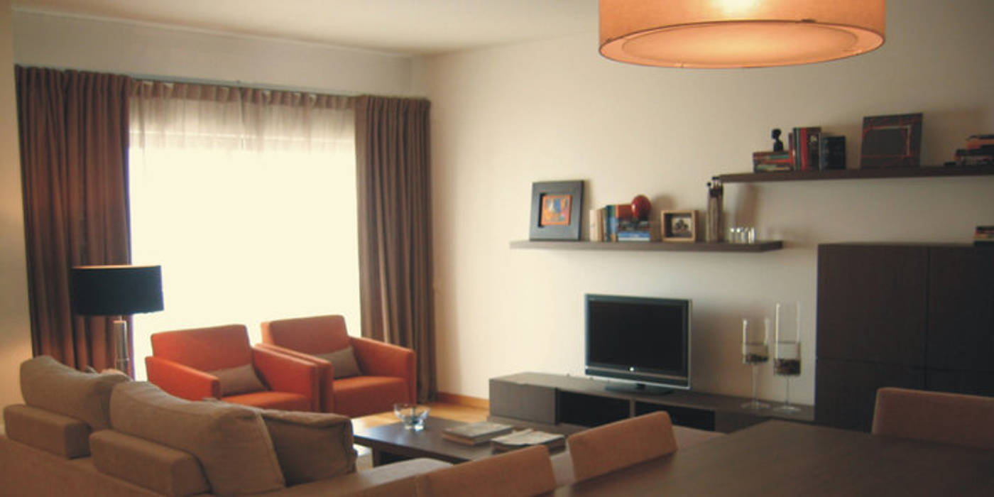 Apartamento c/ 2 quartos - Laranjeiras, Lisboa, Traço Magenta - Design de Interiores Traço Magenta - Design de Interiores Salones de estilo moderno