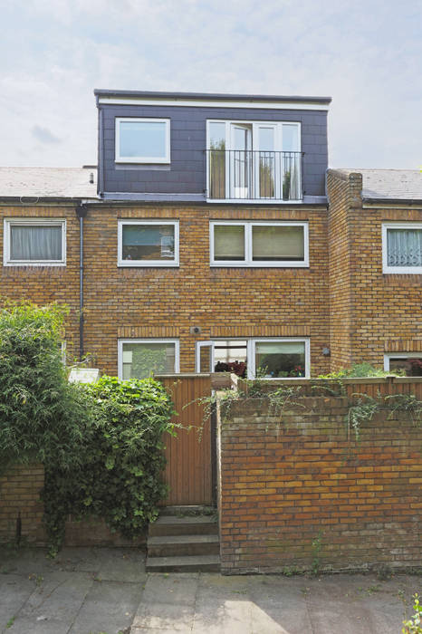 ​dormer loft conversion wandsworth homify Rumah Modern