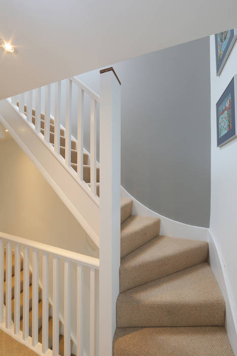 ​dormer loft conversion wandsworth homify ห้องโถงทางเดินและบันไดสมัยใหม่