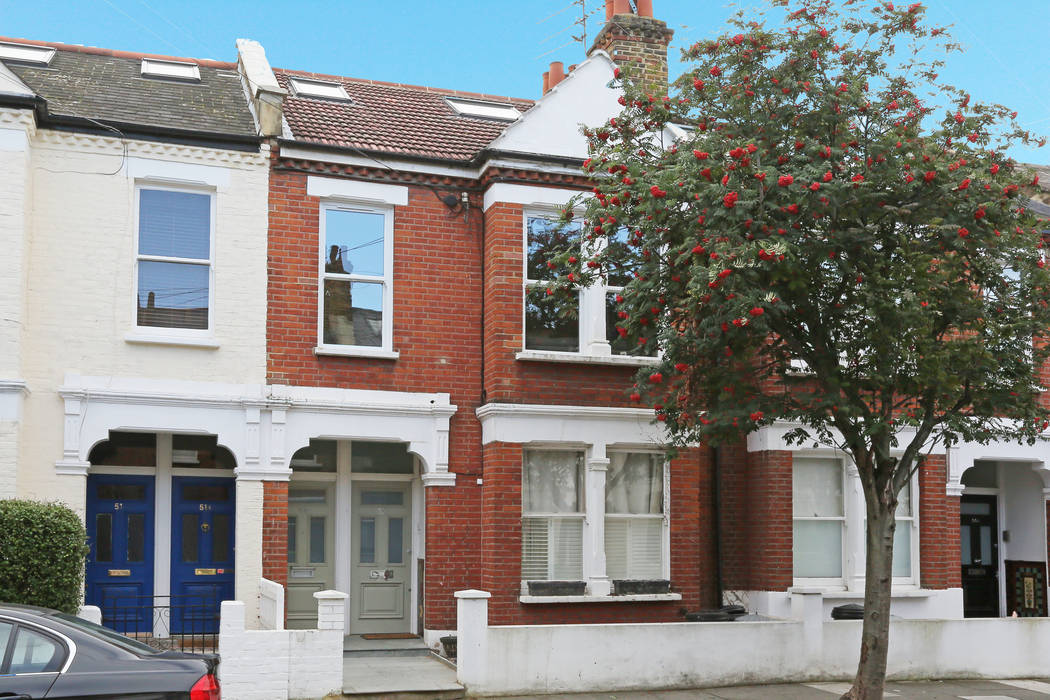 ​mansard loft conversion fulham homify Casas modernas: Ideas, imágenes y decoración