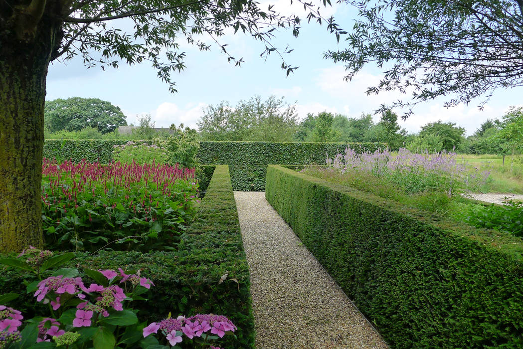 Vrijheid in de tuin - natuurlijk gegrond, Meeuwis de Vries Tuinen Meeuwis de Vries Tuinen Landelijke tuinen